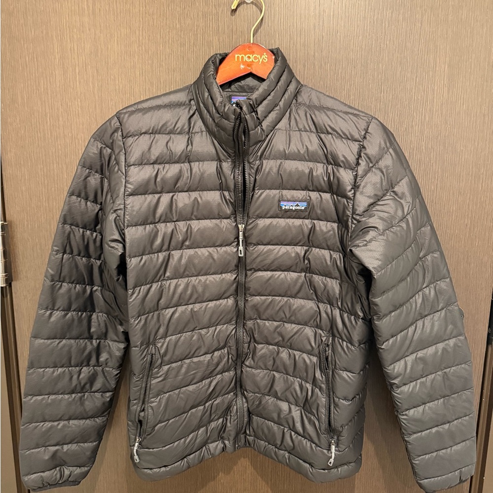 Patagonia Men's Black Puffer Jacket